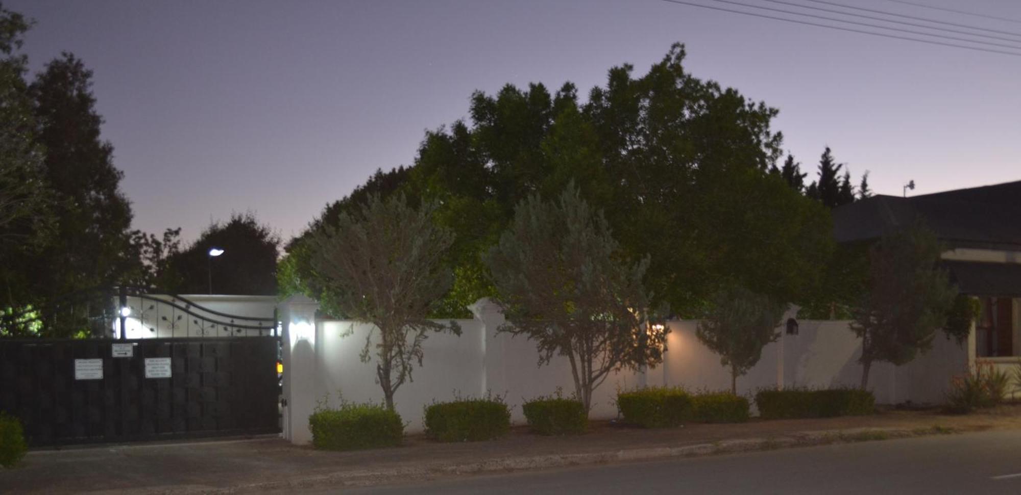 Old House Lodge Beaufort West Ngoại thất bức ảnh