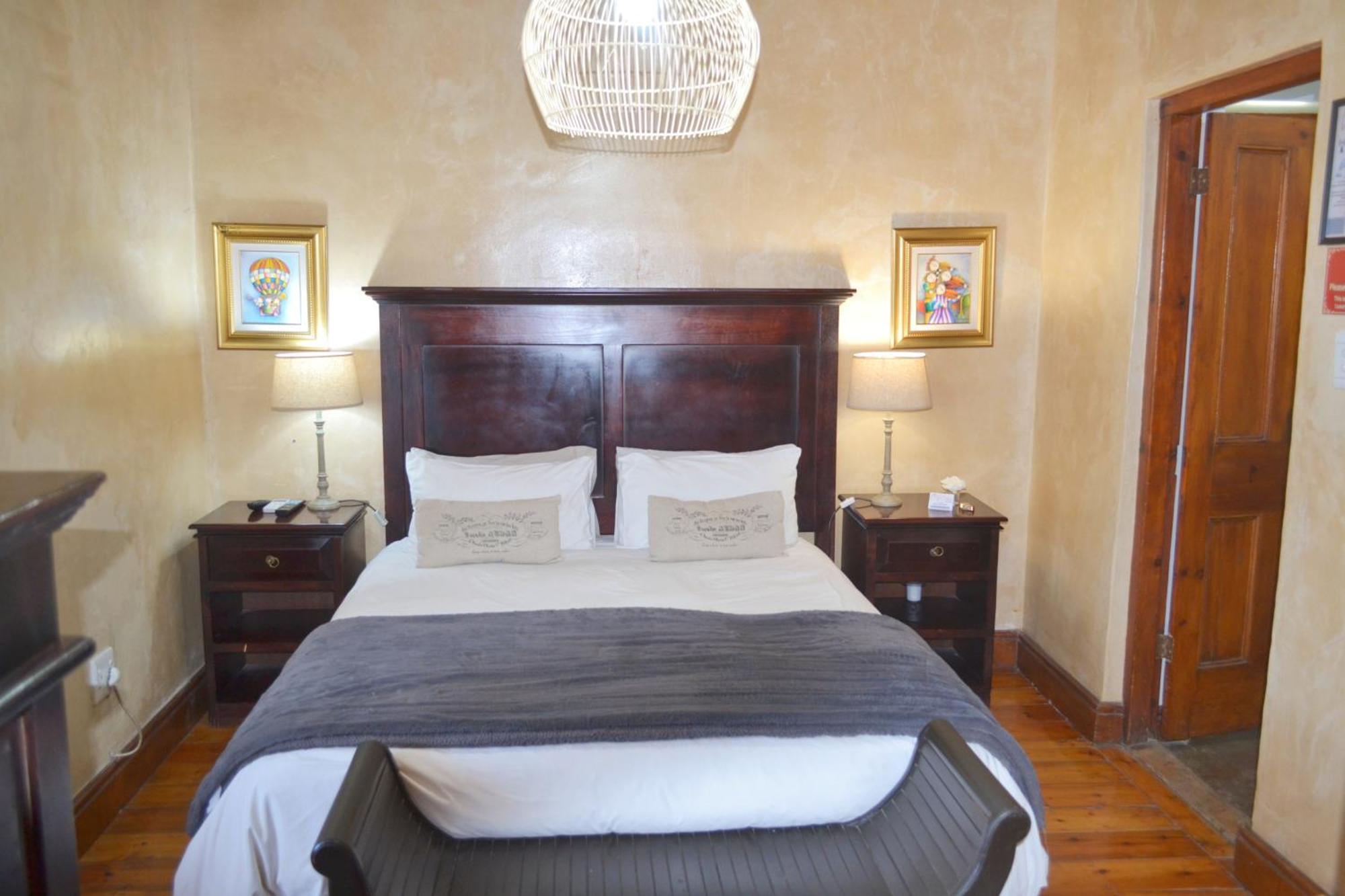 Old House Lodge Beaufort West Ngoại thất bức ảnh